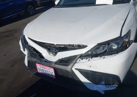 2024 Toyota Camry Se Night Shade/Se из США, поврежденный, VIN 4T1G11AK0RU843490